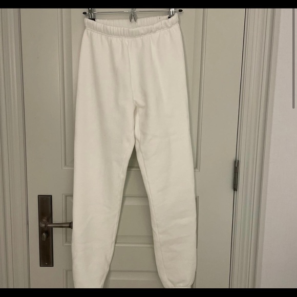BNWOT White TNA cozy AF sweat pants - Picture 1 of 3